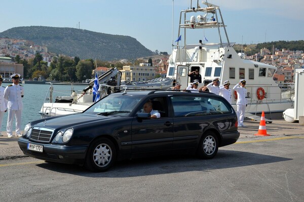 Στο σκάφος του αποχαιρέτισαν τον υποπλοίαρχο Κυριάκο Παπαδόπουλο