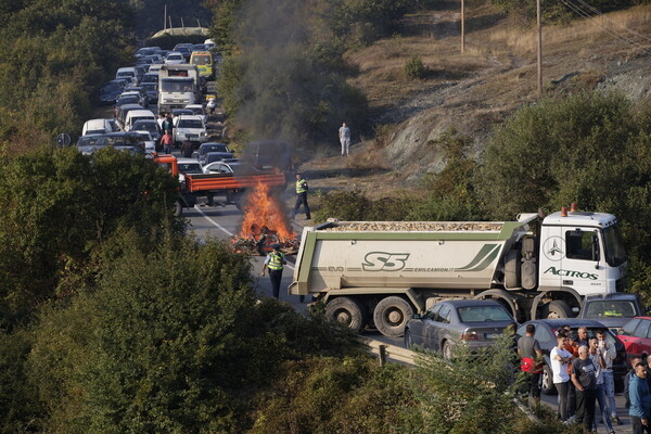 Ένταση στο Κόσοβο- Σε κατάσταση ύψιστης ετοιμότητας ο σερβικός στρατός