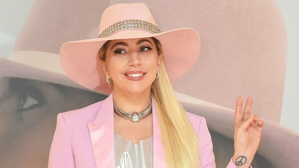 Η Lady Gaga μιλάει για το τι πιστεύει ότι είναι αγάπη