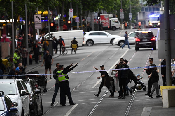 «Τρομοκρατική» η επίθεση στη Μελβούρνη λέει η αστυνομία- Νεκρός ο δράστης