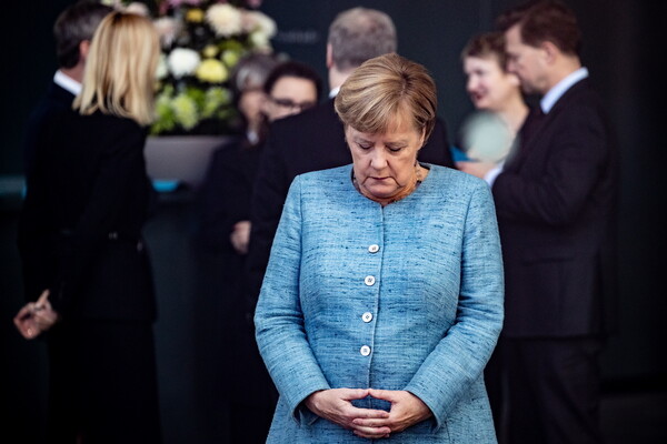 Μέρκελ: Η αποχώρηση από την ηγεσία του CDU δεν με αποδυναμώνει στη διεθνή σκηνή