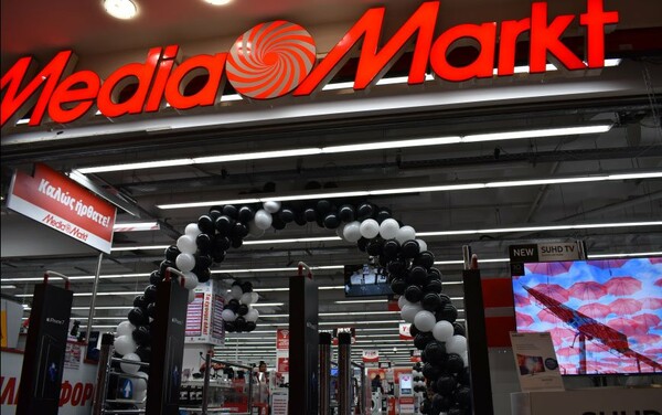 To Black Friday «τα σπάει» στη Media Markt