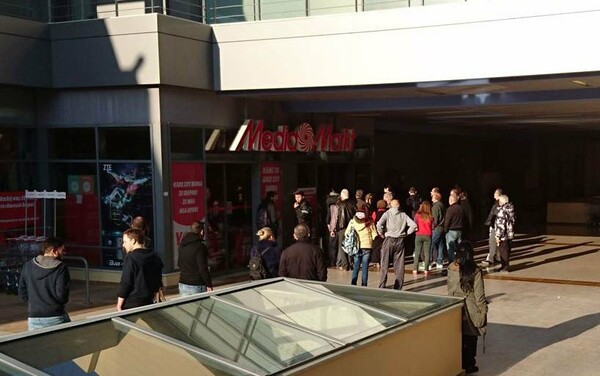 To Black Friday «τα σπάει» στη Media Markt