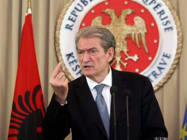 Αποκαλύψεις Μπερίσα: Η συμφωνία για την υφαλοκρηπίδα με την Ελλάδα απέτυχε με παρέμβαση "τρίτου παράγοντα"