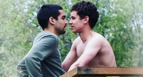 To Netflix αποστομώνει με χιούμορ τους ομοφοβικούς haters στο Instagram