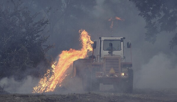 Τραγωδία στα Τρίκαλα: Απανθρακώθηκε στο χωράφι του που είχε πάρει φωτιά