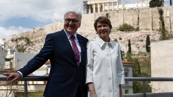 Στην Αθήνα ο Πρόεδρος της Γερμανίας Φράνκ Βάλτερ Σταϊνμάιερ και η σύζυγός του