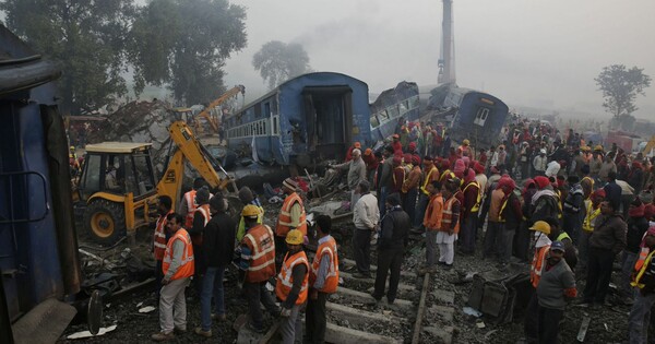 Ινδία: Στους 146 οι νεκροί από το σιδηροδρομικό δυστύχημα