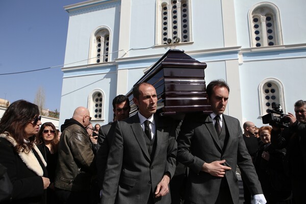 Τελευταίος αποχαιρετισμός στον Δημήτρη Μυταρά
