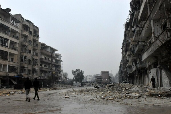 Ο συριακός στρατός ανακοίνωσε πως ελέγχει πλήρως το Χαλέπι