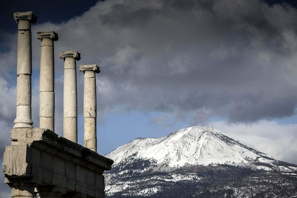 10 μέρη που ίσως σήμερα είχαν περισσότερο χιόνι, απ' όσο έπεσε στην Ελλάδα