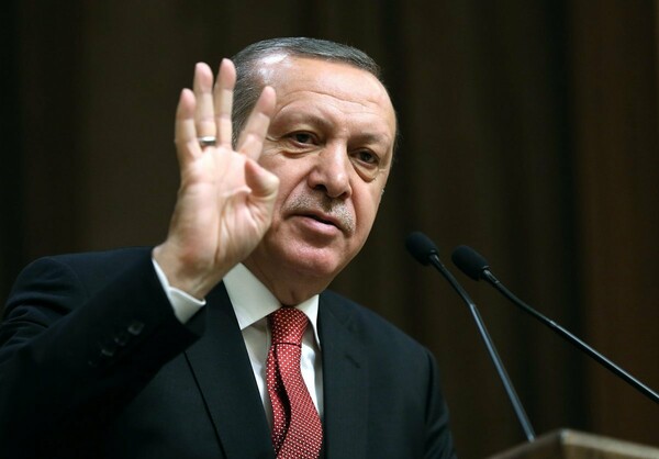 Ο Ερντογάν επικύρωσε τη συνταγματική μεταρρύθμιση που θα τον κάνει πανίσχυρο