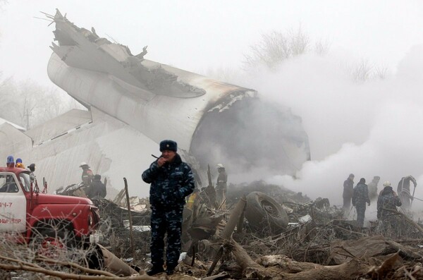 Αεροπορική τραγωδία στο Κιργιστάν: 37 οι νεκροί-Σφάλμα του πιλότου η πιθανότερη αιτία του δυστυχήματος