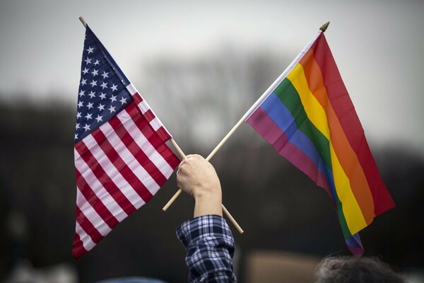 Ανήσυχη για το μέλλον η LGBT κοινότητα μετά την ανάληψη της αμερικανικής προεδρίας από τον Τραμπ