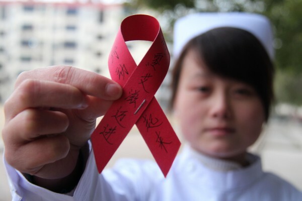 Η Κίνα προωθεί τη χρήση της παραδοσιακής, ντόπιας ιατρικής για την αντιμετώπιση του AIDS