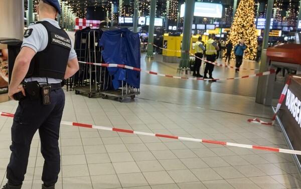 Συναγερμός στο αεροδρόμιο του Άμστερνταμ