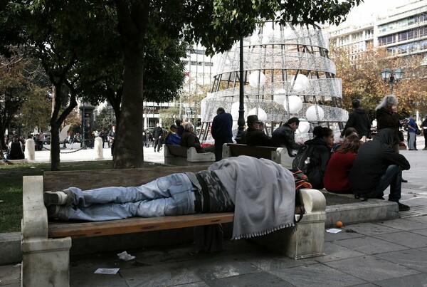 Ο δήμος Αθηναίων ανοίγει θερμαινόμενο χώρο για την προστασία των αστέγων από το ψύχος