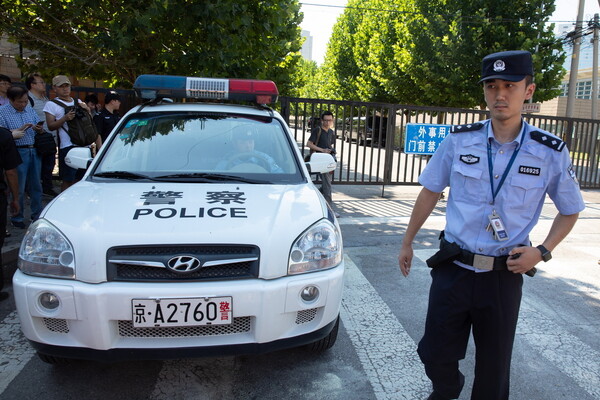 Αυτοκίνητο έπεσε πάνω σε μαθητές δημοτικού που διέσχιζαν τον δρόμο - 5 νεκροί