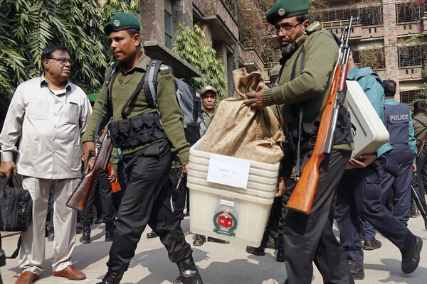 Δέκα νεκροί στο Μπαγκλαντές σε επεισόδια στο περιθώριο των εκλογών