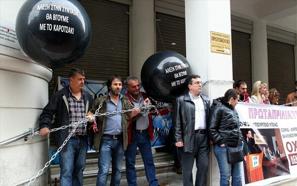 Ραντεβού στο Μαξίμου την Τετάρτη δίνει η ΠΟΕΔΗΝ