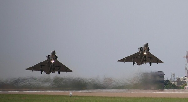 Συναγερμός στη Γαλλία: Mirage 2000 χάθηκε από τα ραντάρ