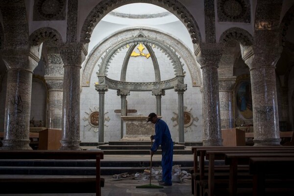 Ιράκ: Οι χριστιανοί της Μπαρτέλα επέστρεψαν στην πόλη τους για να γιορτάσουν μετά την εκδίωξη των τζιχαντιστών