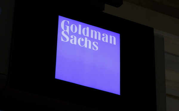 Hπιότερη, μεταγενέστερη έξοδο της Βρετανίας από την Ε.Ε. εκτιμά η Goldman Sachs