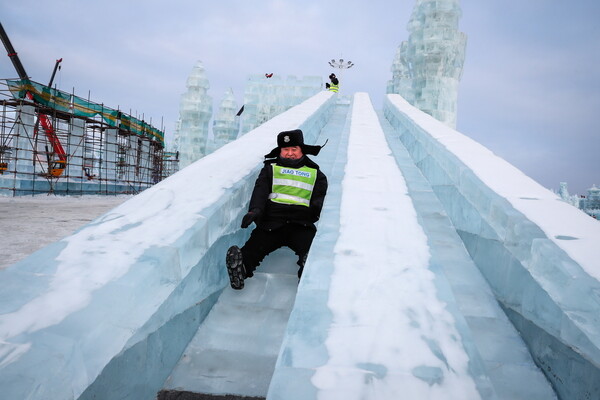 Χαρμπίν: Η τεράστια παγωμένη πολιτεία άνοιξε τις πύλες της
