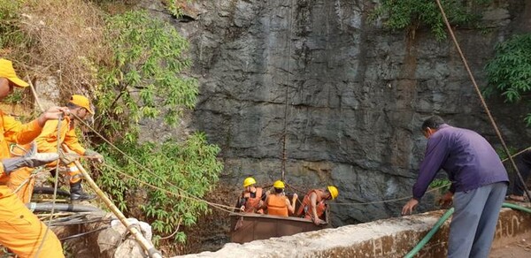 Τουλάχιστον 13 εργάτες παγιδεύτηκαν σε ανθρακωρυχείο στην Ινδία