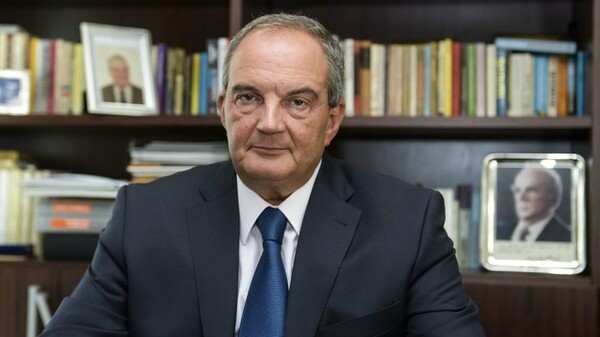 Δήλωση Καραμανλή για το θάνατο του Β. Μπασιάκου