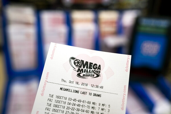 Mega Millions: 321 εκατομμύρια δολάρια κλήρωσε το χριστουγεννιάτικο τζακπότ στις ΗΠΑ