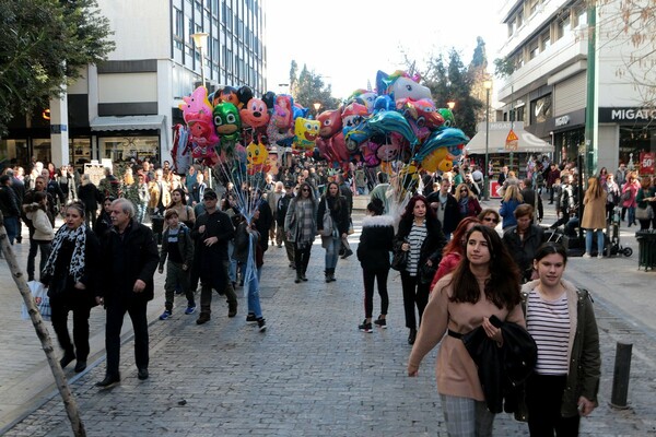 Το ωράριο των καταστημάτων για τις υπόλοιπες μέρες των γιορτών