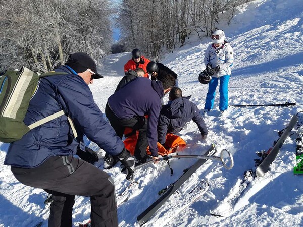 Δύο τραυματίες στο Χιονοδρομικό Κέντρο Πηλίου- Βρέθηκαν σε δύσβατα σημεία