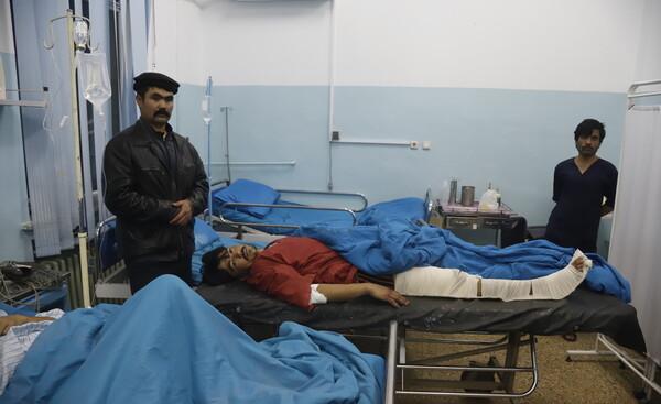 Δέκα νεκροί και 19 τραυματίες από επίθεση των Ταλιμπάν στην Καμπούλ
