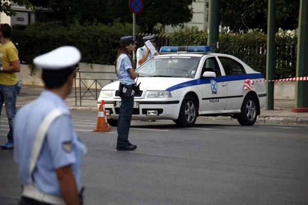 H Tροχαία Αττικής έκανε εξόρμηση και συνέλαβε 30 οδηγούς - Εκατοντάδες οι παραβάσεις που εντόπισε μέσα σε λίγες ώρες