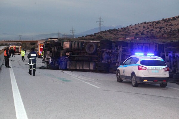 Καβάλα: Θανατηφόρο τροχαίο στην Εγνατία οδό- 3 άνθρωποι κάηκαν ζωντανοί