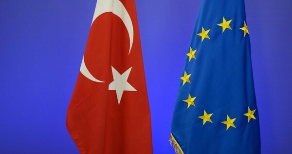 Κομισιόν: Aναβάθμιση της συμφωνίας για την τελωνειακή ένωση της Τουρκίας με την ΕΕ