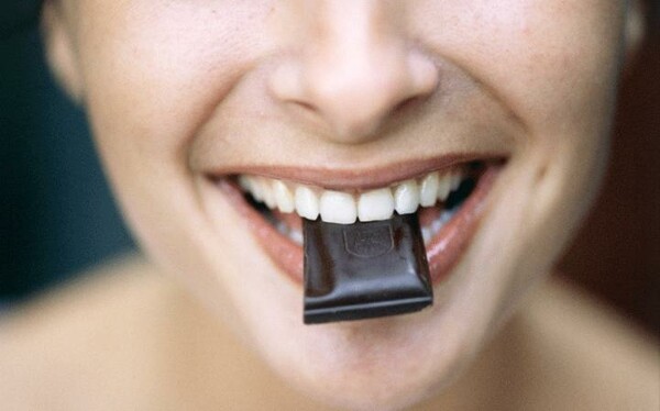 Η σοκολάτα που υπόσχεται να διώξει τους πόνους περιόδου