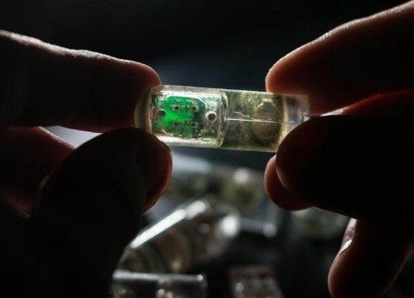 Δημιουργήθηκε το πρώτο ηλεκτρονικό χάπι που καταπίνεται και ελέγχεται μέσω Bluetooth