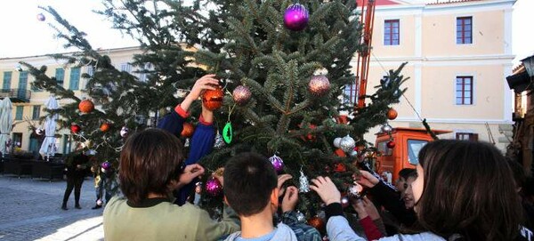 Πότε ανοίγουν πάλι τα σχολεία μετά τις γιορτές των Χριστουγέννων