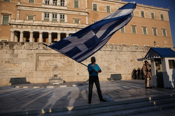 ΕΛΣΤΑΤ: Μηδενική η ανάπτυξη της ελληνικής οικονομίας το 2016