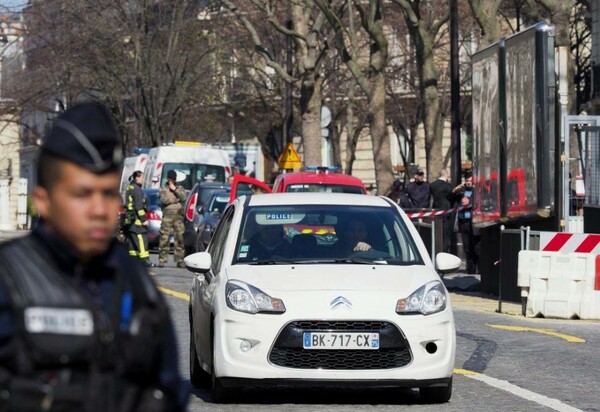 Έκρηξη στα γραφεία του ΔΝΤ στο Παρίσι: Μέσω ταχυδρομείου στάλθηκε ο αυτοσχέδιος μηχανισμός