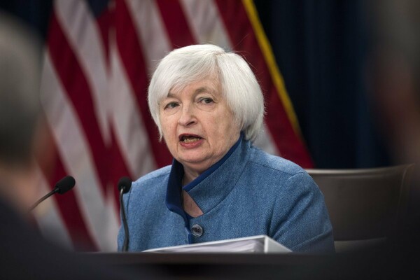 ΗΠΑ: Η Fed αύξησε τα επιτόκιά της κατά 0,25%