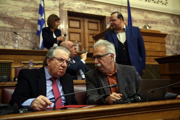 Συζήτηση στη Βουλή για καθιέρωση Παγκόσμιας Ημέρας Ελληνικής Γλώσσας