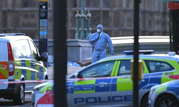 Reuters: Εξετάζεται αν η επίθεση στο Λονδίνο ήταν εμπνευσμένη από προπαγάνδα του Ισλαμικού Κράτους
