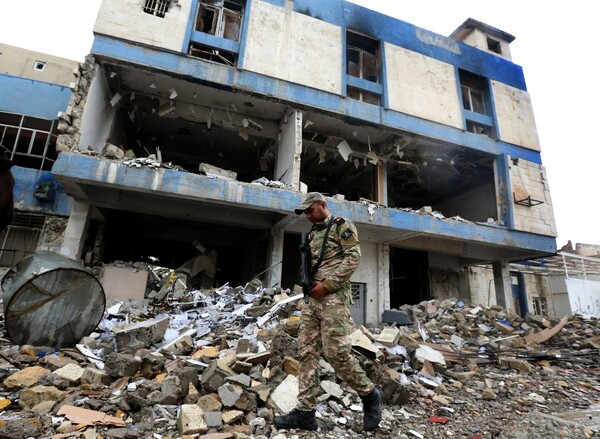 Οι ΗΠΑ παραδέχονται «πιθανό ρόλο» στις εκρήξεις που σκότωσαν 200 αμάχους στη Μοσούλη