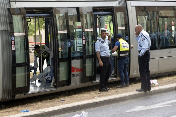 Ιερουσαλήμ: Παλαιστίνιος μαχαίρωσε θανάσιμα μία 25χρονη Βρετανίδα μέσα σε τραμ