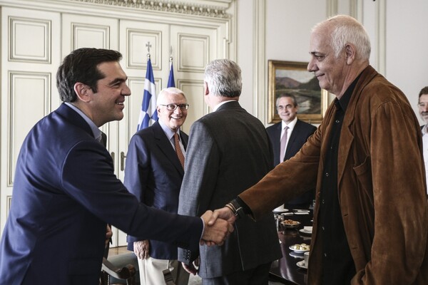 Αντιδράσεις και «πυρά» κατά της κυβέρνησης για την παραίτηση Κιμούλη