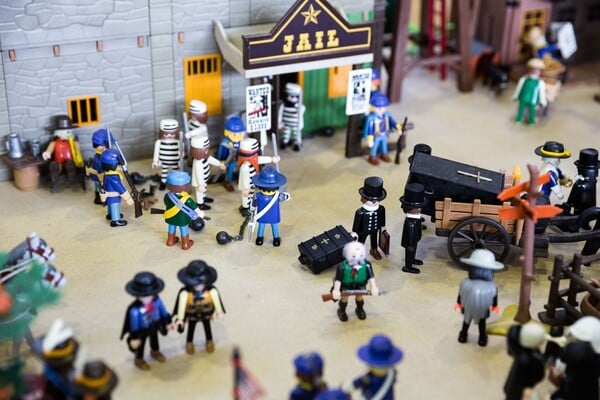 Χιλιάδες σπάνια Playmobil σε μια ξεχωριστή έκθεση στη Θεσσαλονίκη