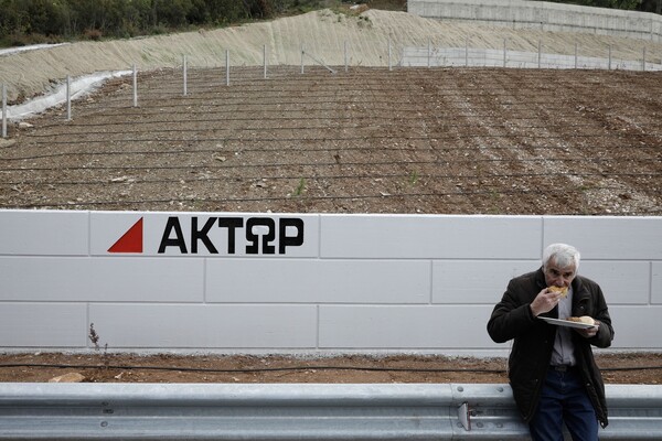 Τέμπη: Φωτογραφίες από τα εγκαίνια της σήραγγας που θεωρείται η μεγαλύτερη των Βαλκανίων